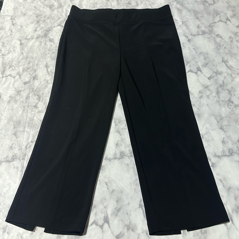 Joseph Ribkoff Capris - Size 10- NWT